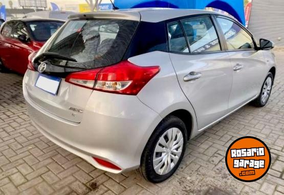 Autos - Toyota Yaris xs 0km 2024 Nafta 0Km - En Venta