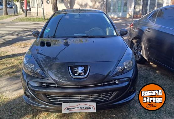 Autos - Peugeot 207 2013 Diesel 180000Km - En Venta