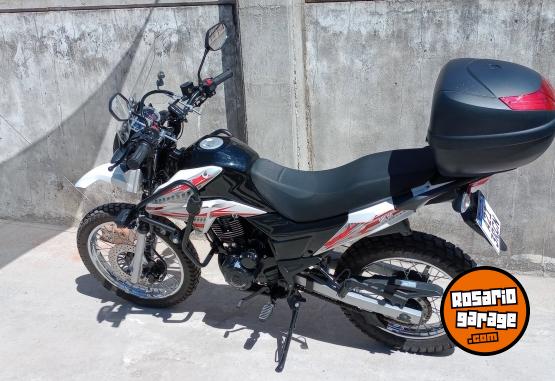 Motos - Guerrero GXL 150 Tundra 2024 Nafta 2000Km - En Venta