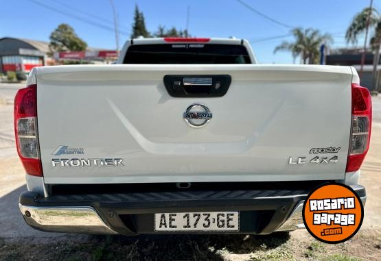 Camionetas - Nissan Frontier LE 4X4 2.3 2020 Diesel 112000Km - En Venta