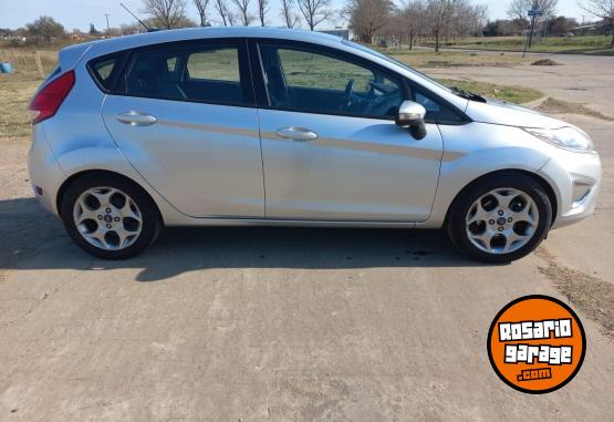 Autos - Ford fiesta kinetic 2012 GNC 153000Km - En Venta