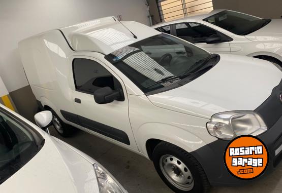 Utilitarios - Fiat Fiorino 2015 Nafta 68300Km - En Venta