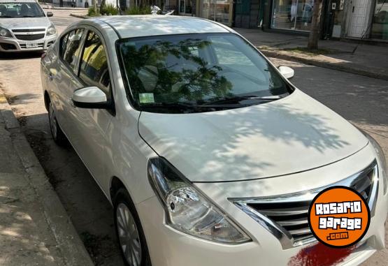 Autos - Nissan VERSA 2018 Nafta 73000Km - En Venta