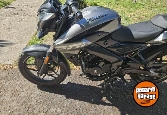 Motos - Bajaj Rousser ns 200 2023 Nafta 2250Km - En Venta