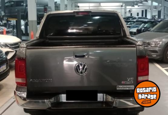 Camionetas - Volkswagen AMAROK V6 EXTREME 258CV 2022 Diesel 65000Km - En Venta