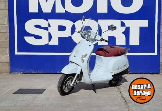 Motos - Motomel STRATO EURO 150 2021 Nafta 3600Km - En Venta