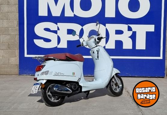 Motos - Motomel STRATO EURO 150 2021 Nafta 3600Km - En Venta