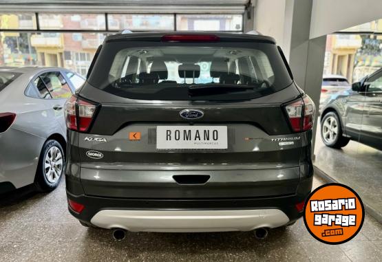 Camionetas - Ford Kuga Titanium EcoBoost 2018 Nafta 100000Km - En Venta