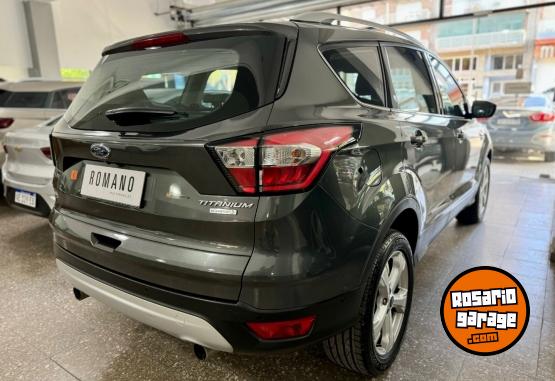 Camionetas - Ford Kuga Titanium EcoBoost 2018 Nafta 100000Km - En Venta