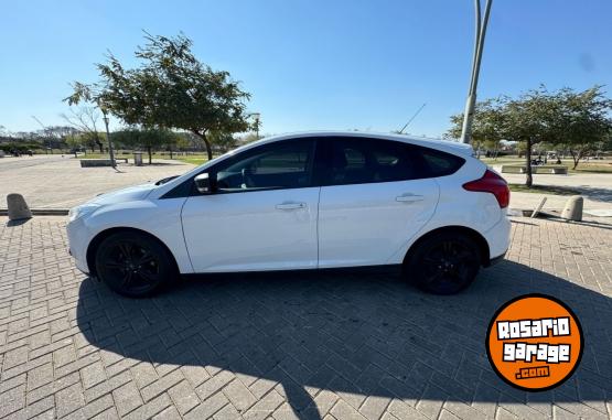 Autos - Ford FOCUS 1.6 S 2014 Nafta 115000Km - En Venta