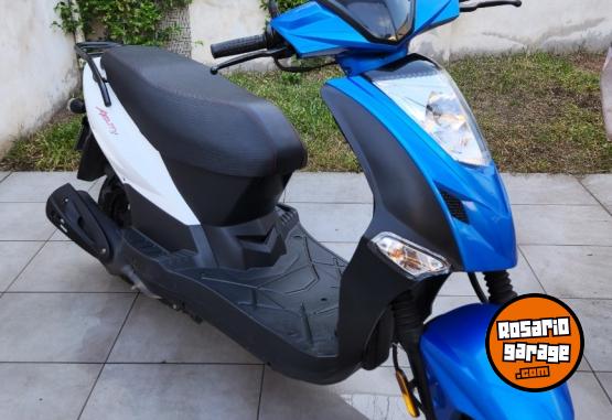 Motos - Kymco Agility 125 2023 Nafta 6800Km - En Venta