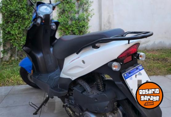 Motos - Kymco Agility 125 2023 Nafta 6800Km - En Venta