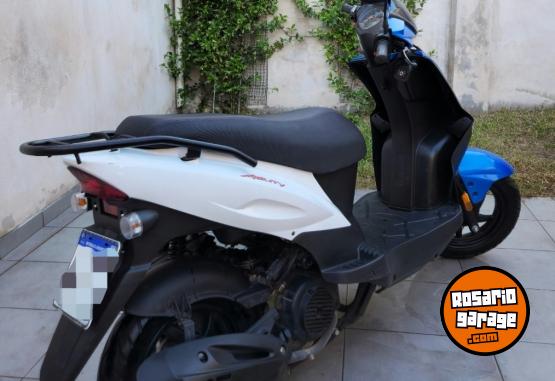 Motos - Kymco Agility 125 2023 Nafta 6800Km - En Venta