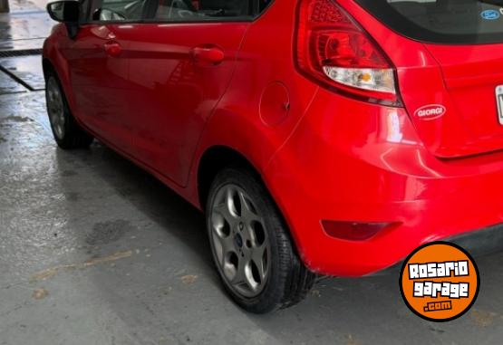 Autos - Ford Fiesta Kinetic 2013 Nafta 165450Km - En Venta