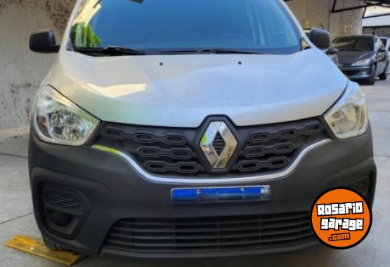 Utilitarios - Renault Kangoo 2020 Nafta 100500Km - En Venta