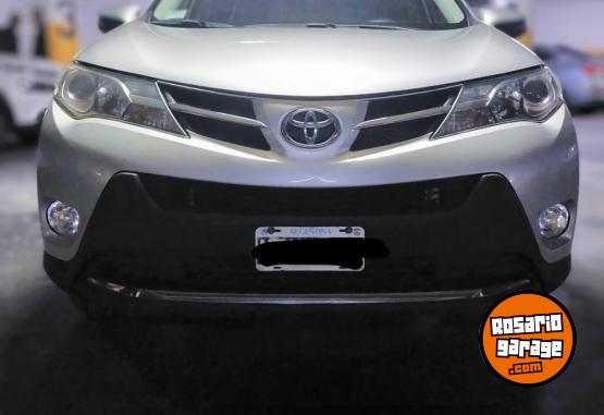 Camionetas - Toyota RAV4 44 2013 Nafta 165000Km - En Venta