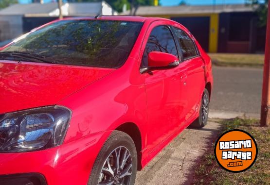 Autos - Toyota Etios 2019 Nafta 53210Km - En Venta