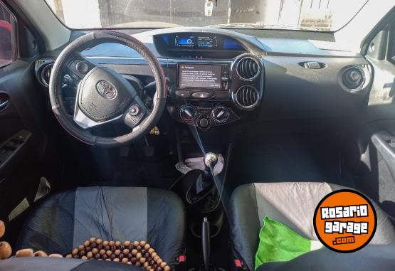 Autos - Toyota Etios 2019 Nafta 53210Km - En Venta