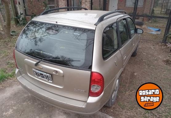 Autos - Chevrolet Classic wagon 2012 GNC 210000Km - En Venta