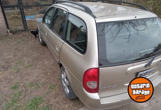 Autos - Chevrolet Classic wagon 2012 GNC 210000Km - En Venta