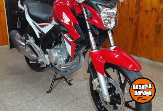 Motos - Honda Twister Cb 250 2018 Nafta 8300Km - En Venta