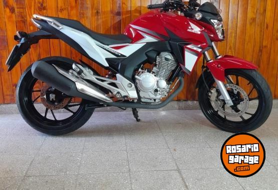 Motos - Honda Twister Cb 250 2018 Nafta 8300Km - En Venta