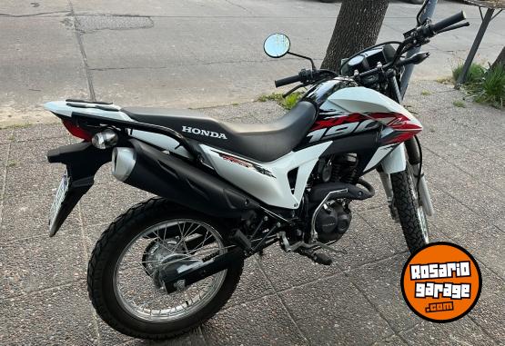 Motos - Honda Xr 190L 2023 Nafta 250Km - En Venta