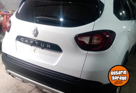 Autos - Renault Captur 2021 GNC 90000Km - En Venta