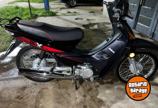 Motos - Motomel Dlx 2023 Nafta 5587Km - En Venta