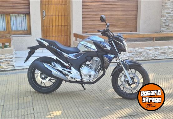 Motos - Honda CB Twister 2022 Nafta 4100Km - En Venta