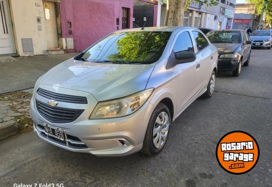 Autos - Chevrolet Prisma 2014 GNC 99000Km - En Venta