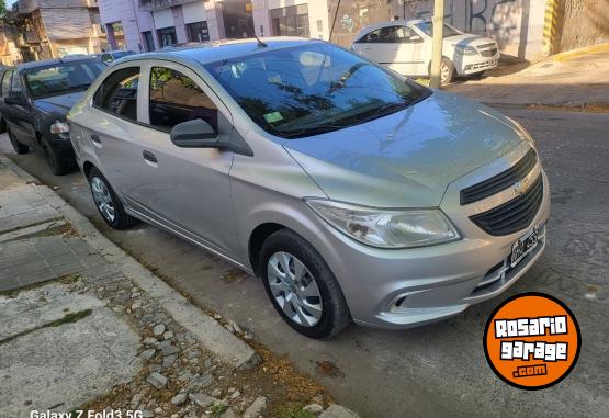 Autos - Chevrolet Prisma 2014 GNC 99000Km - En Venta