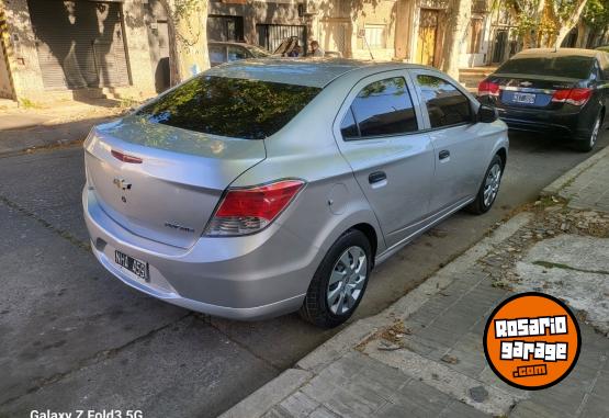 Autos - Chevrolet Prisma 2014 GNC 99000Km - En Venta