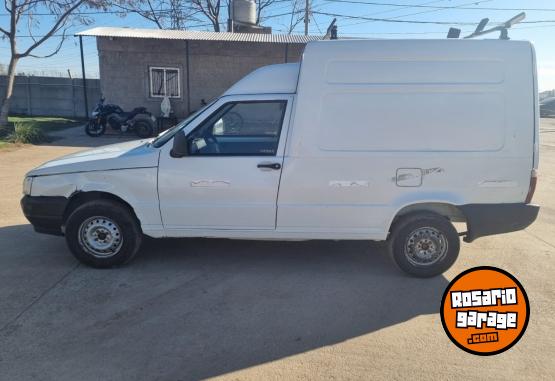 Utilitarios - Fiat FIORINO 2012 Nafta 111111Km - En Venta