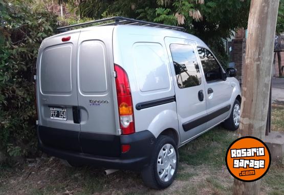 Utilitarios - Renault Kangoo mixta 2015 GNC 97000Km - En Venta