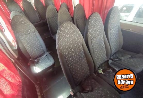 Utilitarios - Renault Nueva Master Minibus 2013 Diesel 336000Km - En Venta