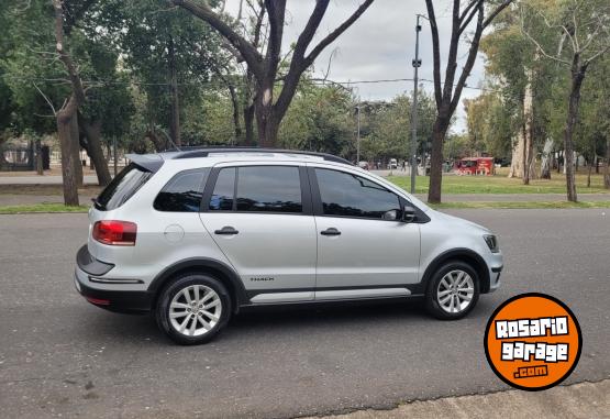 Autos - Volkswagen SURAN 2018 Nafta 83000Km - En Venta