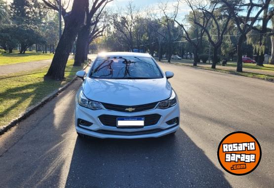 Autos - Chevrolet CRUZE LT 2018 Nafta 84000Km - En Venta