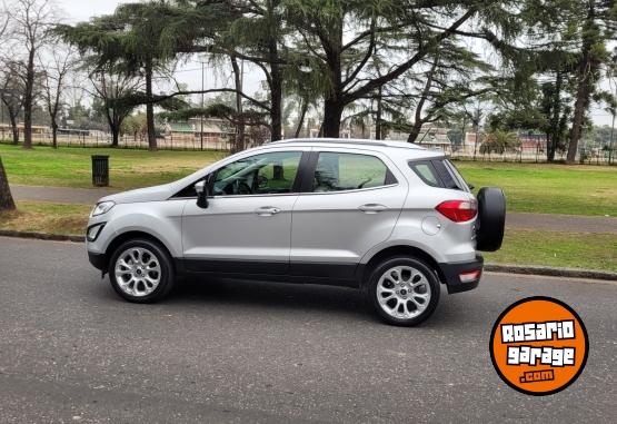 Autos - Ford ECOSPORT TITANIUM 2018 Nafta 60000Km - En Venta