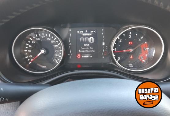 Camionetas - Fiat Toro fredom 2018 Diesel 58000Km - En Venta