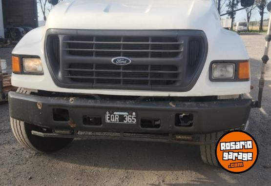 Camiones y Gras - Ford f14000 - En Venta