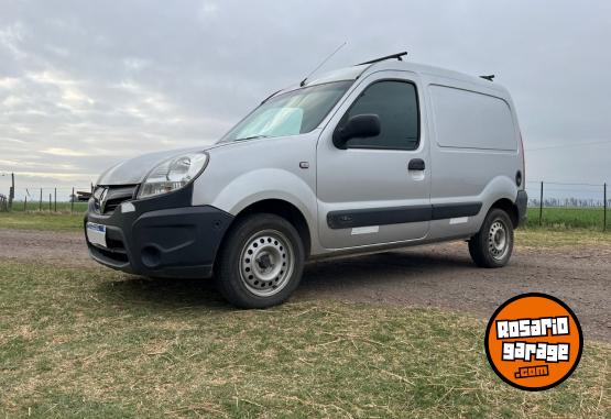 Utilitarios - Renault Kangoo Confort 2017 Nafta 152000Km - En Venta