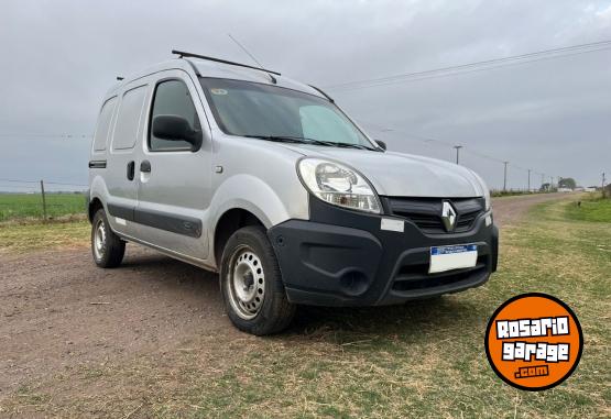 Utilitarios - Renault Kangoo Confort 2017 Nafta 152000Km - En Venta