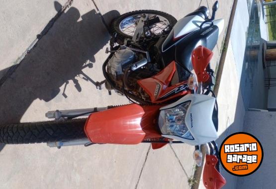 Motos - Honda Xr 150l 2017 Nafta 20000Km - En Venta