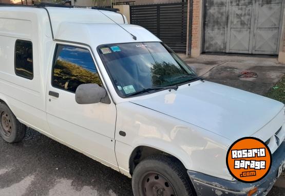 Utilitarios - Renault Express 1998 Diesel 220000Km - En Venta