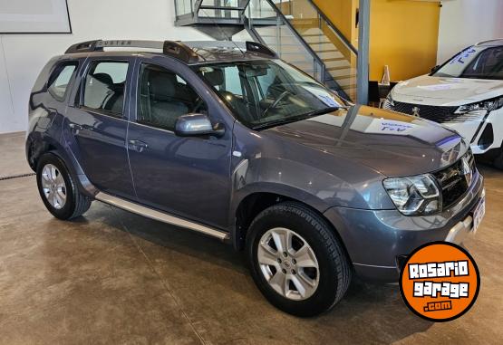 Camionetas - Renault DUSTER PRIVILEGE 1.6N NAV 2015 GNC 125000Km - En Venta