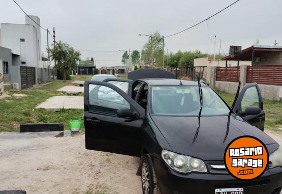 Autos - Fiat Siena 2013 GNC 400000Km - En Venta