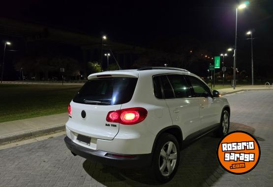 Camionetas - Volkswagen Tiguan 2010 Diesel 135000Km - En Venta