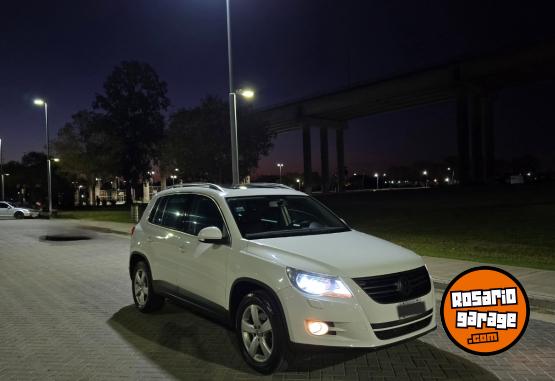 Camionetas - Volkswagen Tiguan 2010 Diesel 135000Km - En Venta