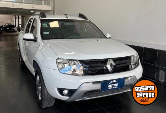 Camionetas - Renault Duster Oroch 2.0 2017 Nafta 131000Km - En Venta